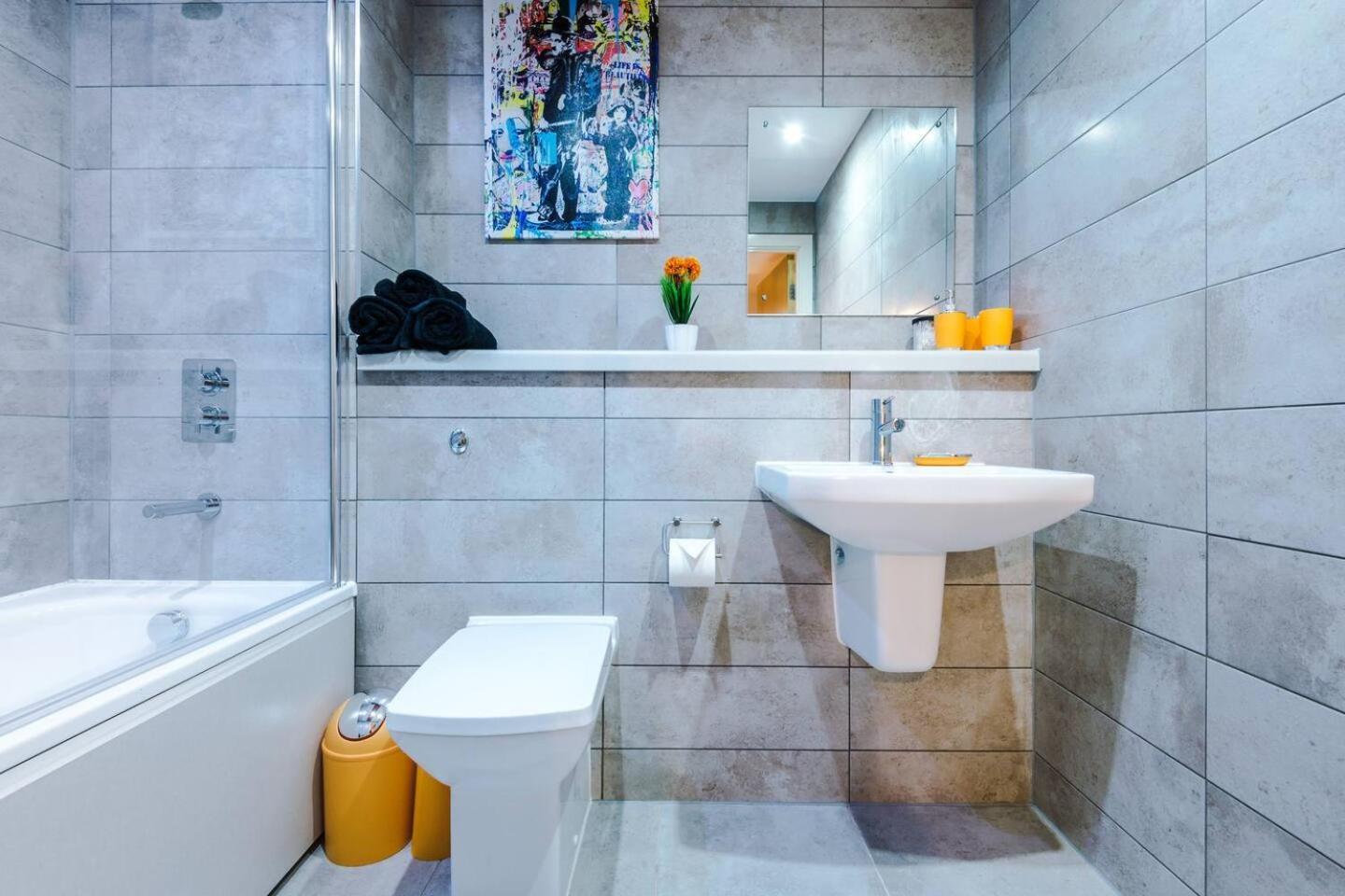 High Reviewed 1-Bed With Parking Central Location Liverpool Exterior photo